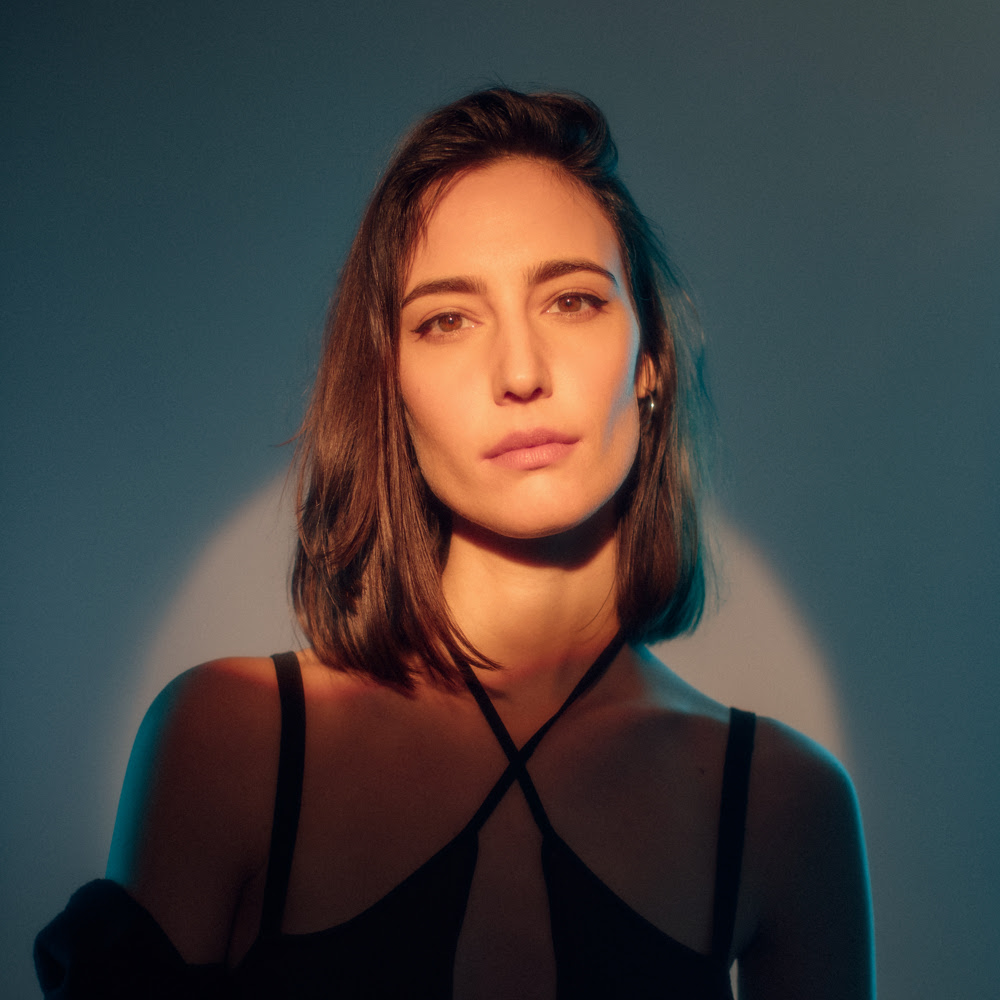 You are currently viewing Amelie Lens sort un nouveau single, « Falling For You », via Sony Music