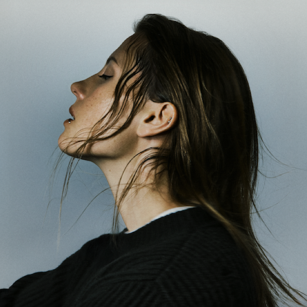 You are currently viewing Charlotte de Witte sort un single nommé « The Heads That Know Feat. Comma Dee », dernier extrait avant la sortie de son premier album éponyme, à paraître le 7 novembre 2025, via KNTXT