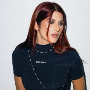 Lire la suite à propos de l’article Azzecca inaugure son nouveau label Cosimea Sounds avec un premier single hypnotisant nommé « AL&rsquo;S HOT SOUP »