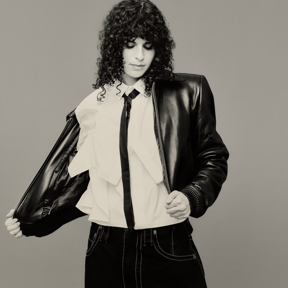 You are currently viewing Carlita annonce un deuxième album, prévu en novembre 2026,  <em>Telepathy</em>, et dévoile un nouveau single extrait intitulé « One More Dance Feat. Stevie Appleton », via Ninja Tune