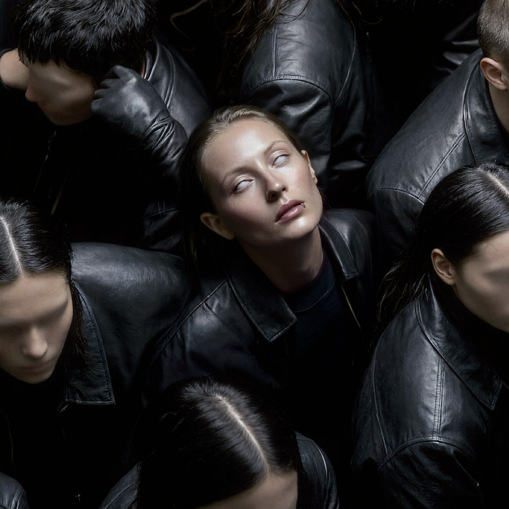 You are currently viewing Charlotte de Witte annonce la sortie son EP <em>The Resistance</em>, après sa tournée audiovisuelle ambitieuse éponyme, via KNTXT